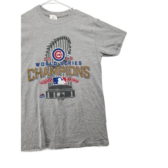 Majestic Chicago Cubs Men’s Shirt World Series Champions 2016 NWT Gray Small - Picture 5 of 7